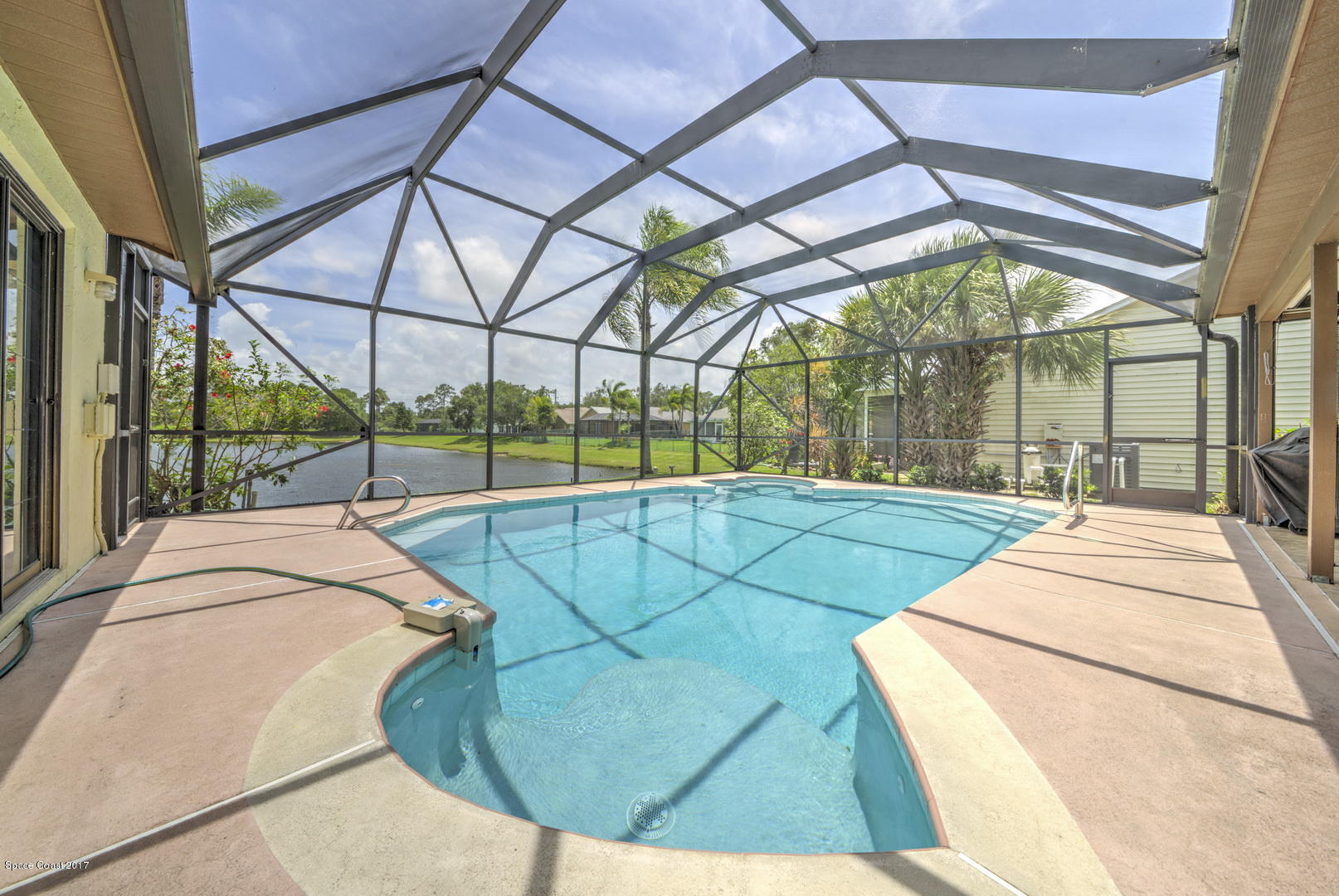 133 Oak Lake Road Melbourne, FL 32901 - Photo 40 of 45 Screen Enclosed Pool