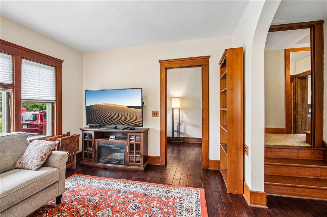 54 Rochester Street Bergen, NY 14416 - Photo 9 of 46