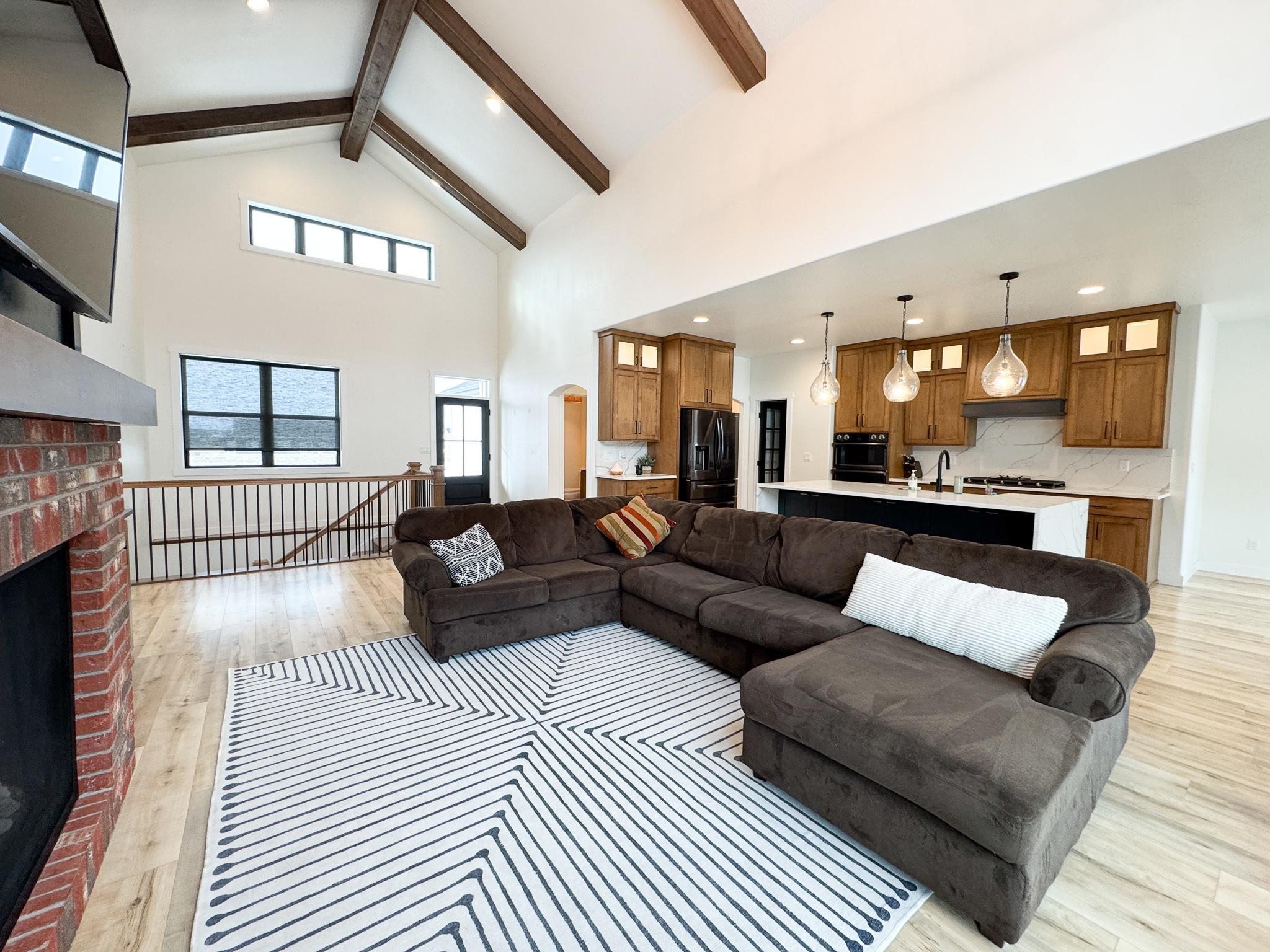 106 19th Street Northeast Barnesville, MN 56514 - Photo 3 of 49