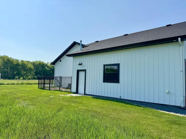 $639,900 | 106 19th Street Northeast, Barnesville, MN 56514