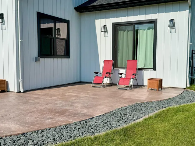 $639,900 | 106 19th Street Northeast, Barnesville, MN 56514