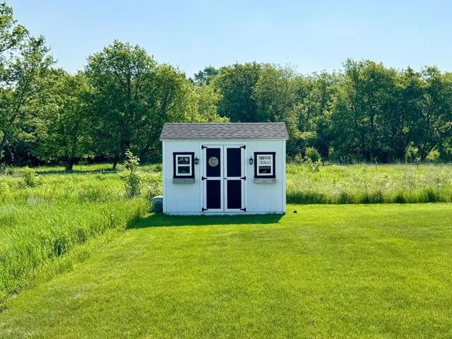 $639,900 | 106 19th Street Northeast, Barnesville, MN 56514