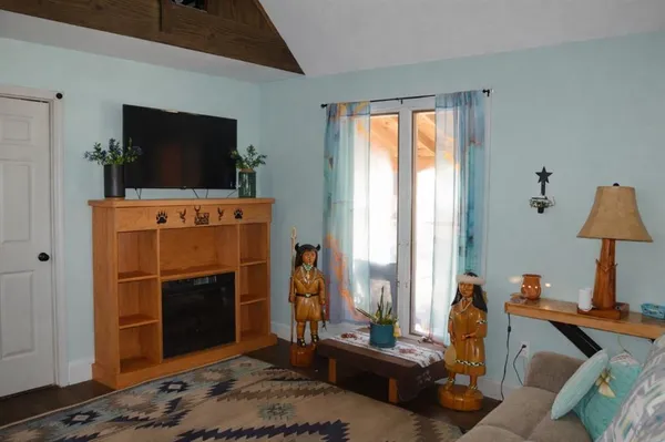 $225,000 | 925 Northeast 1021st Road, Osceola, MO 64776