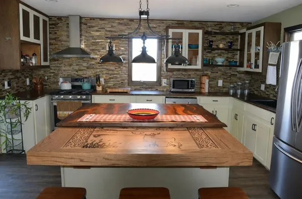 $225,000 | 925 Northeast 1021st Road, Osceola, MO 64776