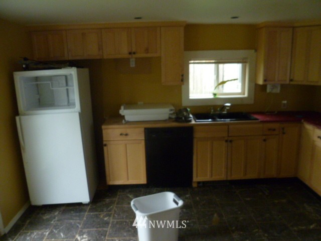 1004 North 29th Street Renton, WA 98056 - Photo 2 of 8