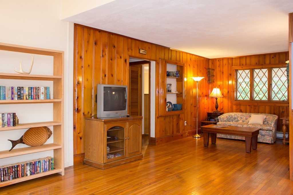 100 Spring Street Wrentham, MA 02093 - Photo 9 of 30