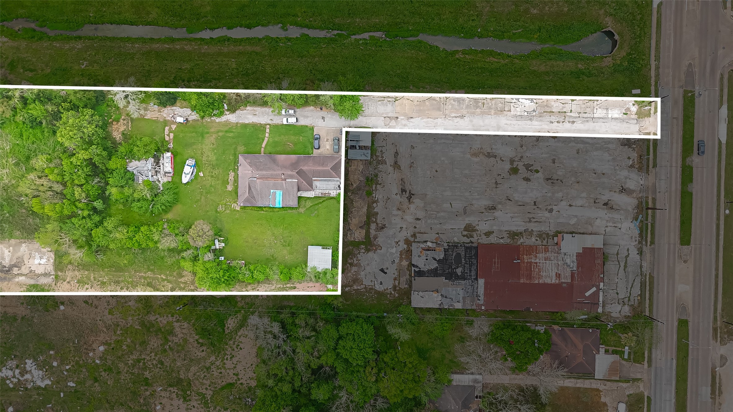 4314 Reed Road Houston, TX 77051 - Photo 18 of 21 a view of a wooden fence