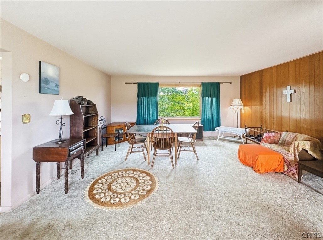 4095 Bleeker Road Vernon, NY 13477 - Photo 13 of 46 Large Living Room - As Is