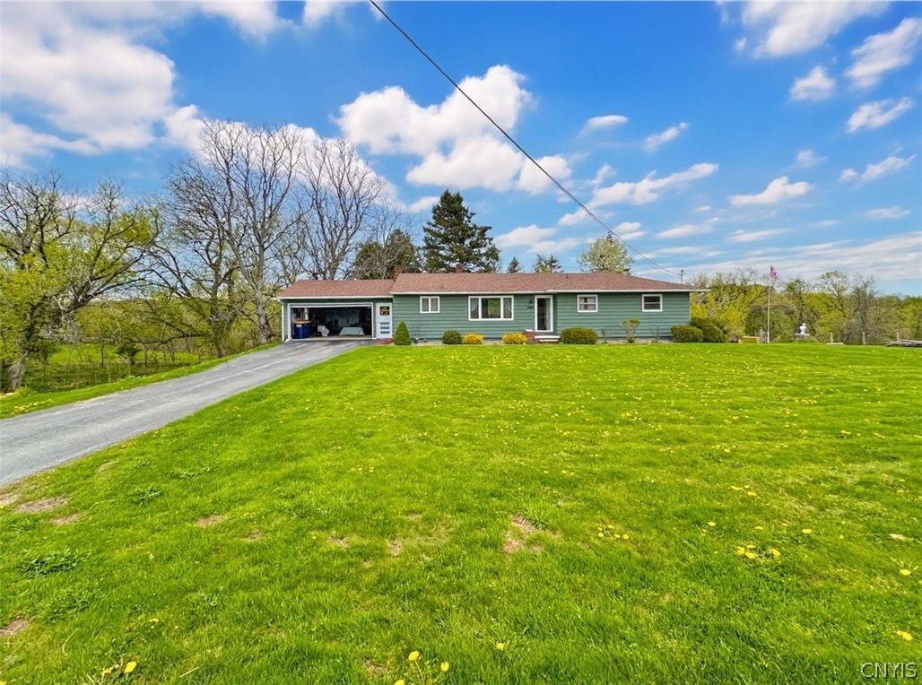 4095 Bleeker Road Vernon, NY 13477 - Photo 2 of 46