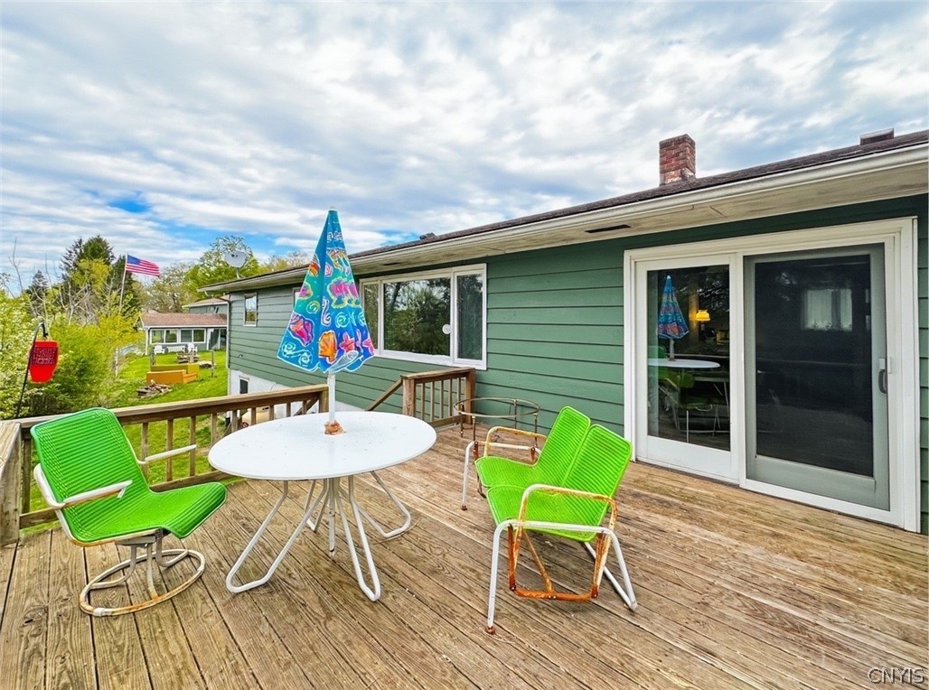 4095 Bleeker Road Vernon, NY 13477 - Photo 34 of 46 Back Deck