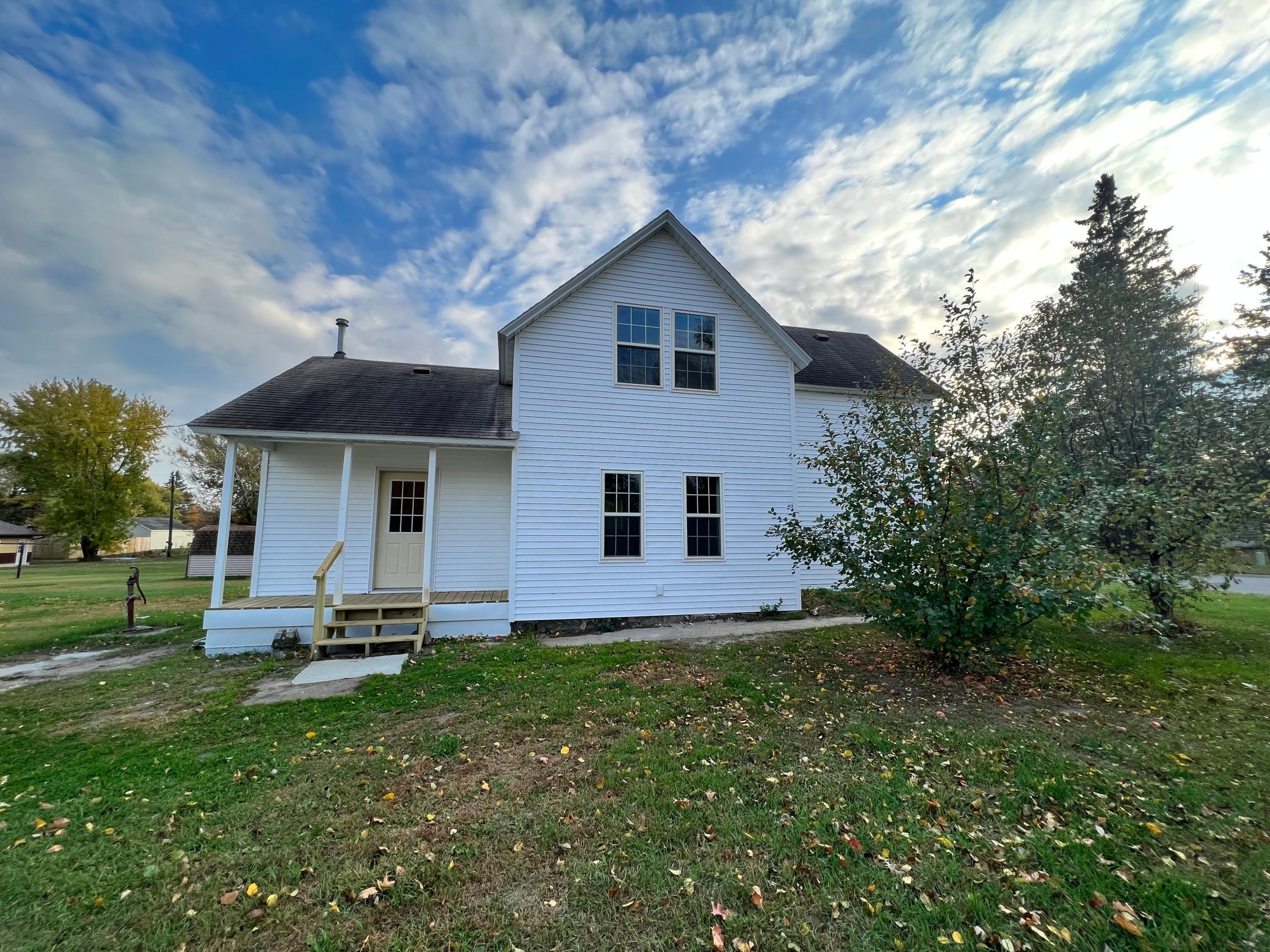 201 7th Street Southwest Little Falls, MN 56345 - Photo 1 of 1
