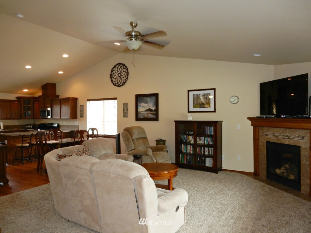 5536 South Church Road Ferndale, WA 98248 - Photo 3 of 16