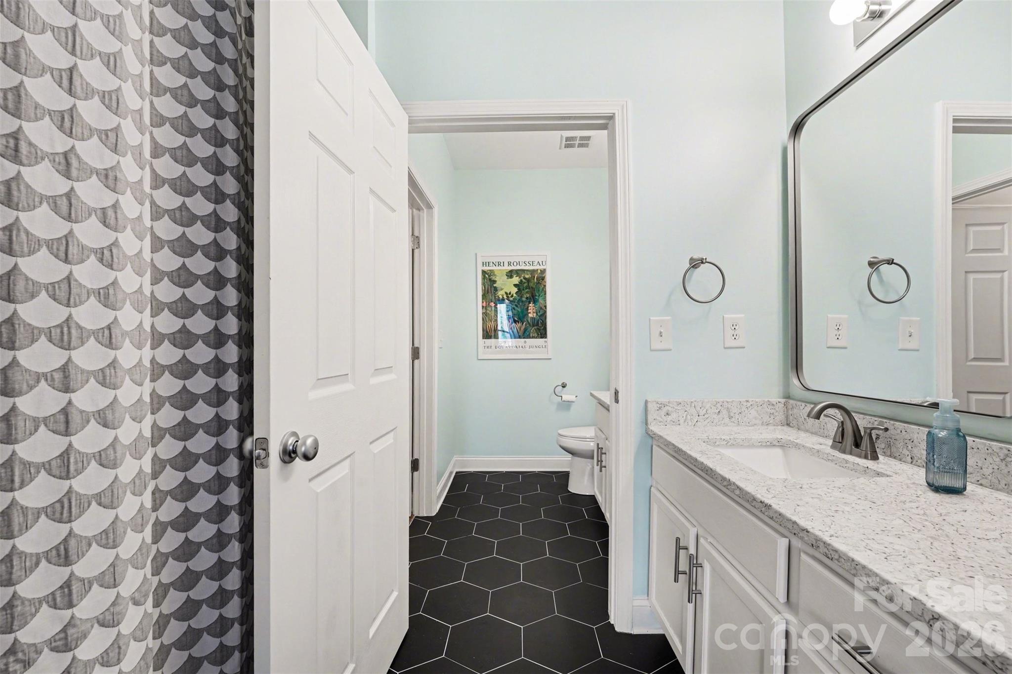1000 East Woodlawn Road, Unit 111 Charlotte, NC 28209 - Photo 14 of 30