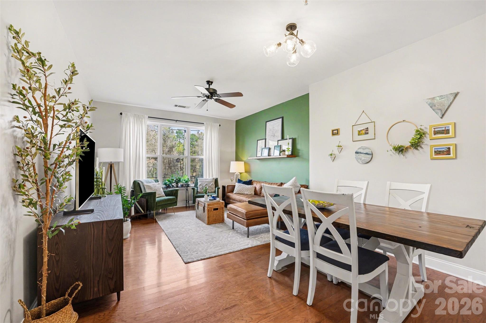 1000 East Woodlawn Road, Unit 111 Charlotte, NC 28209 - Photo 2 of 30