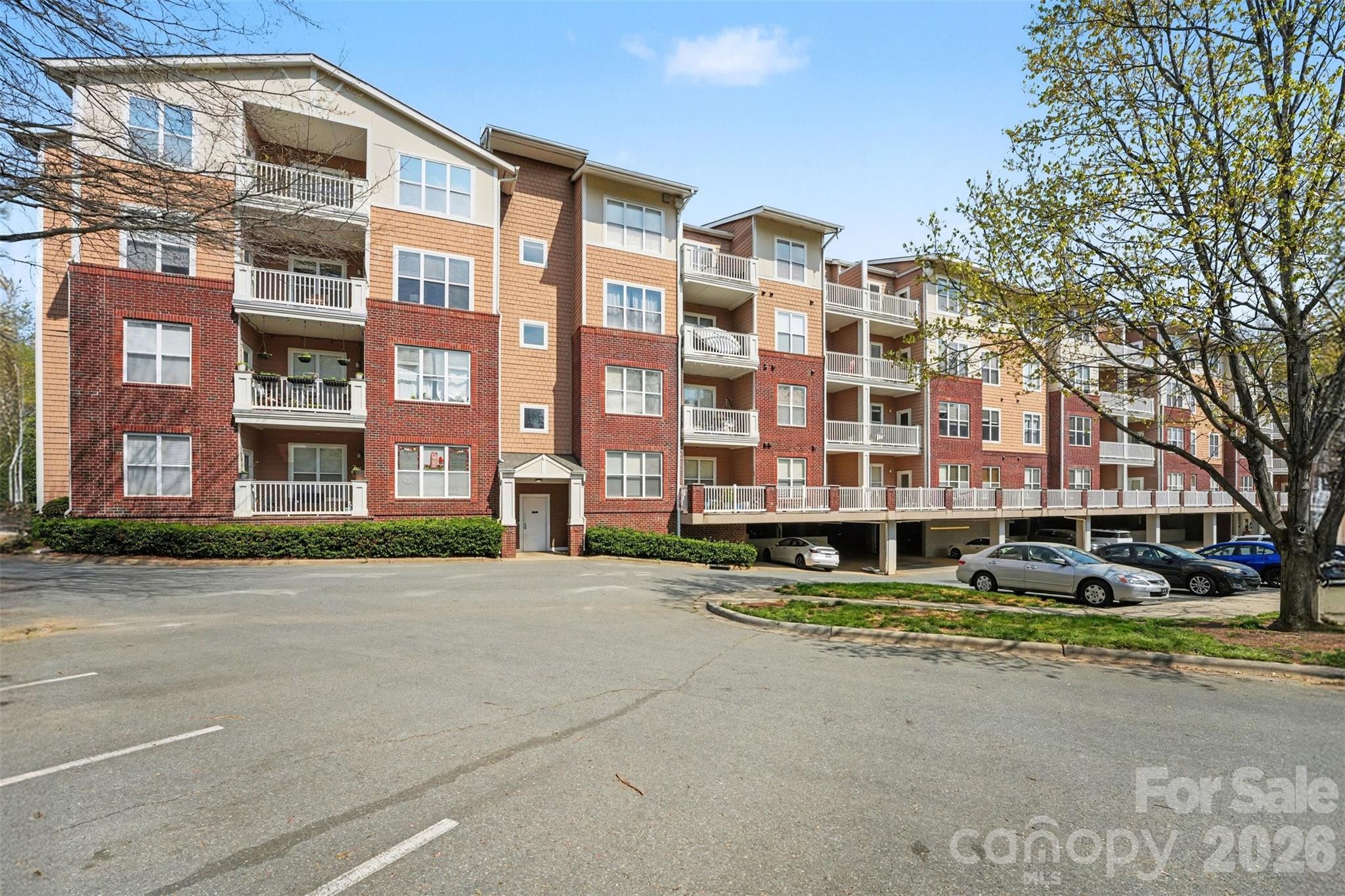 1000 East Woodlawn Road, Unit 111 Charlotte, NC 28209 - Photo 28 of 30