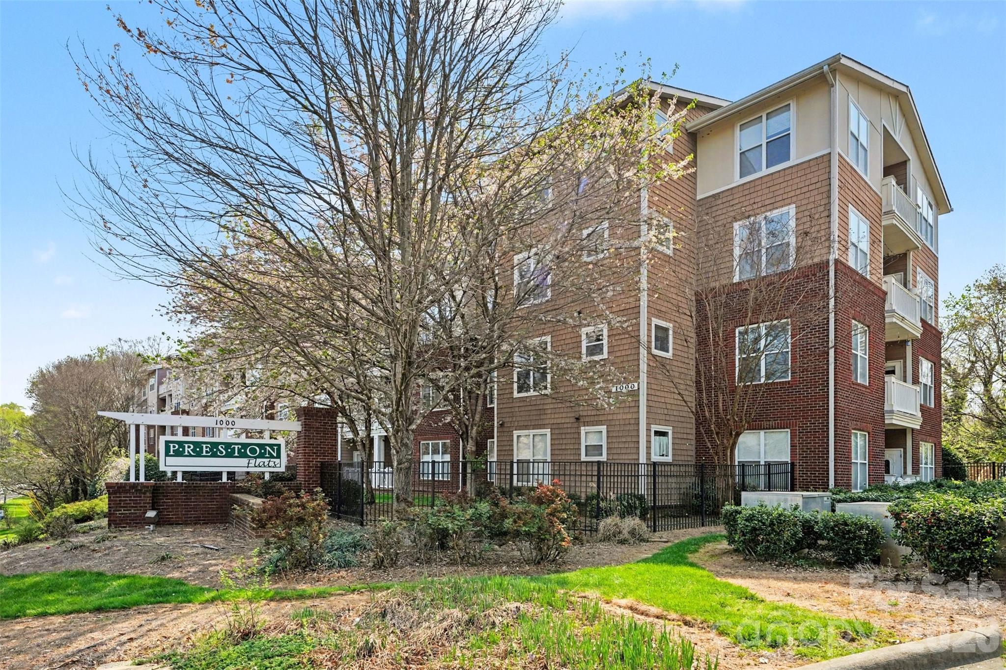 1000 East Woodlawn Road, Unit 111 Charlotte, NC 28209 - Photo 6 of 30