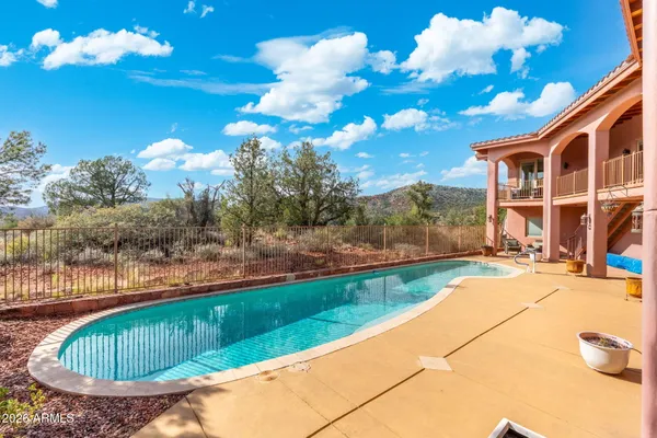 $2,400,000 | 225 Scenic Drive, Sedona, AZ 86336