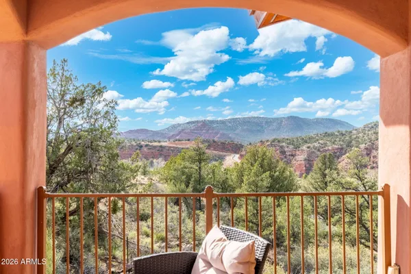 $2,400,000 | 225 Scenic Drive, Sedona, AZ 86336