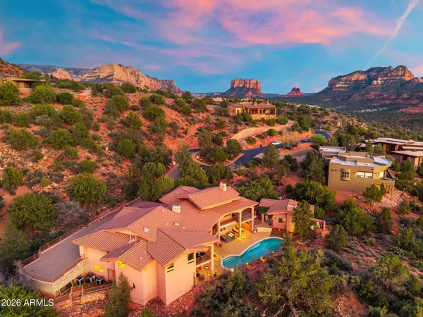$2,400,000 | 225 Scenic Drive, Sedona, AZ 86336