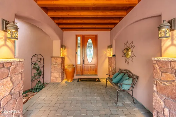 $2,400,000 | 225 Scenic Drive, Sedona, AZ 86336