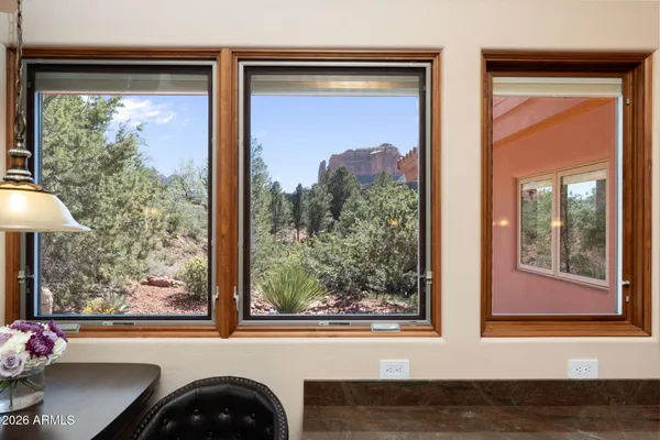 $2,400,000 | 225 Scenic Drive, Sedona, AZ 86336