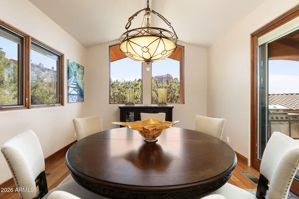 $2,400,000 | 225 Scenic Drive, Sedona, AZ 86336
