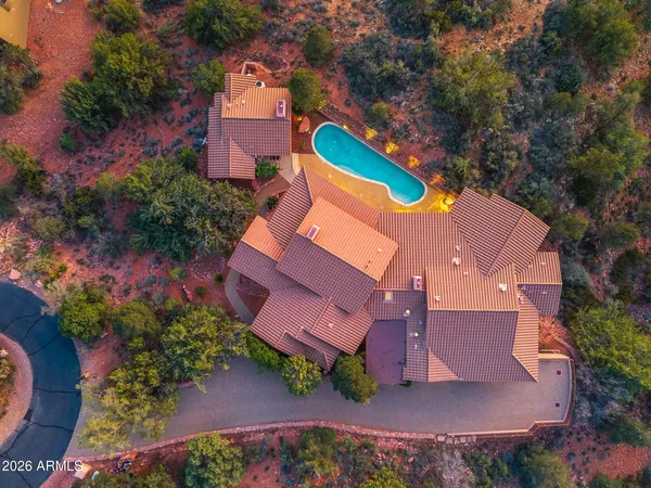 $2,400,000 | 225 Scenic Drive, Sedona, AZ 86336