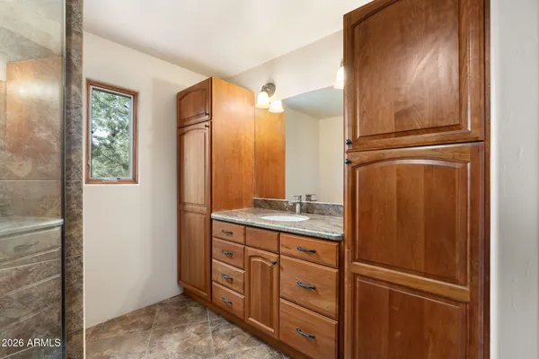 $2,400,000 | 225 Scenic Drive, Sedona, AZ 86336
