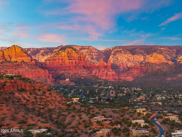 $2,400,000 | 225 Scenic Drive, Sedona, AZ 86336