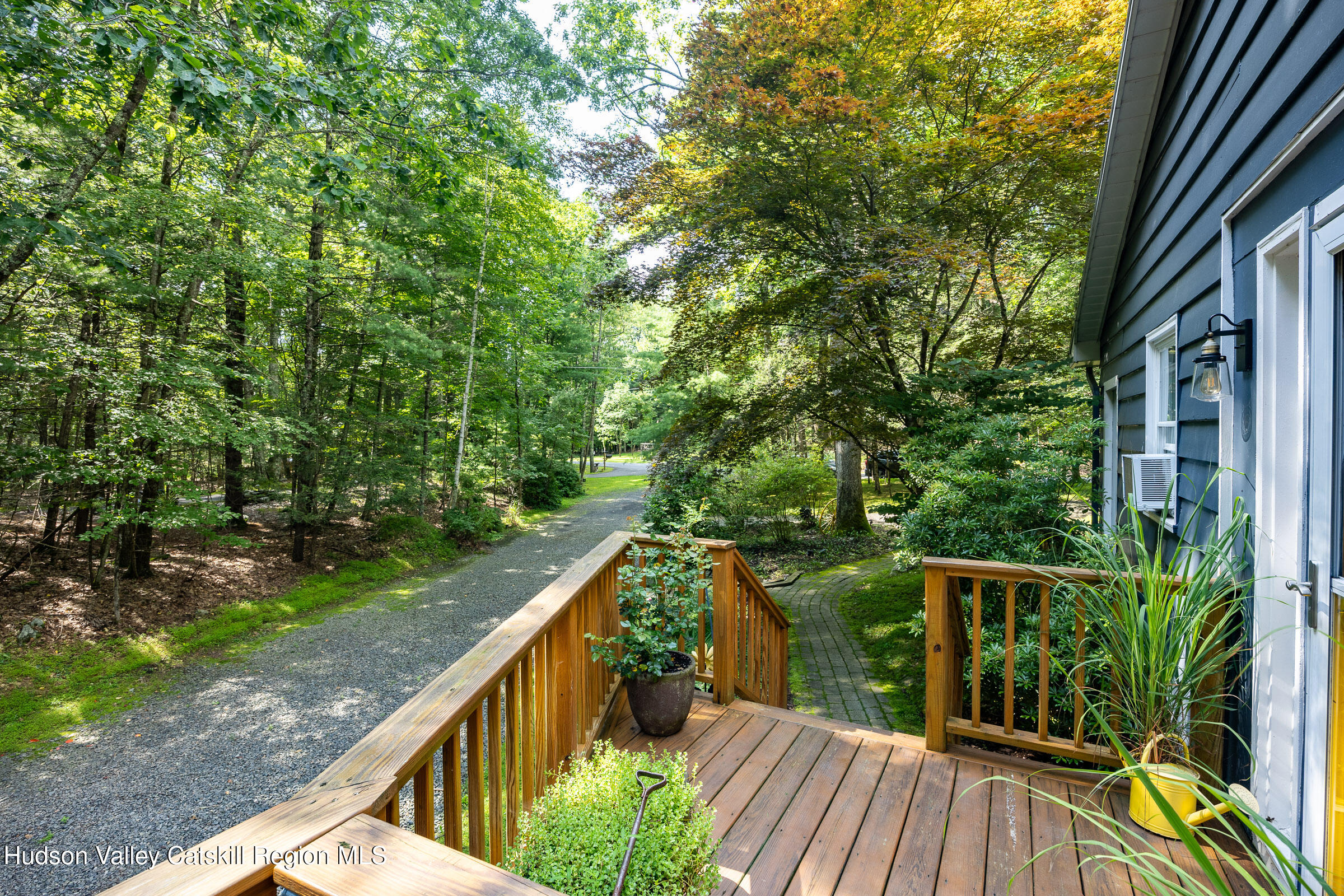 181 Grassy Ridge LR-107