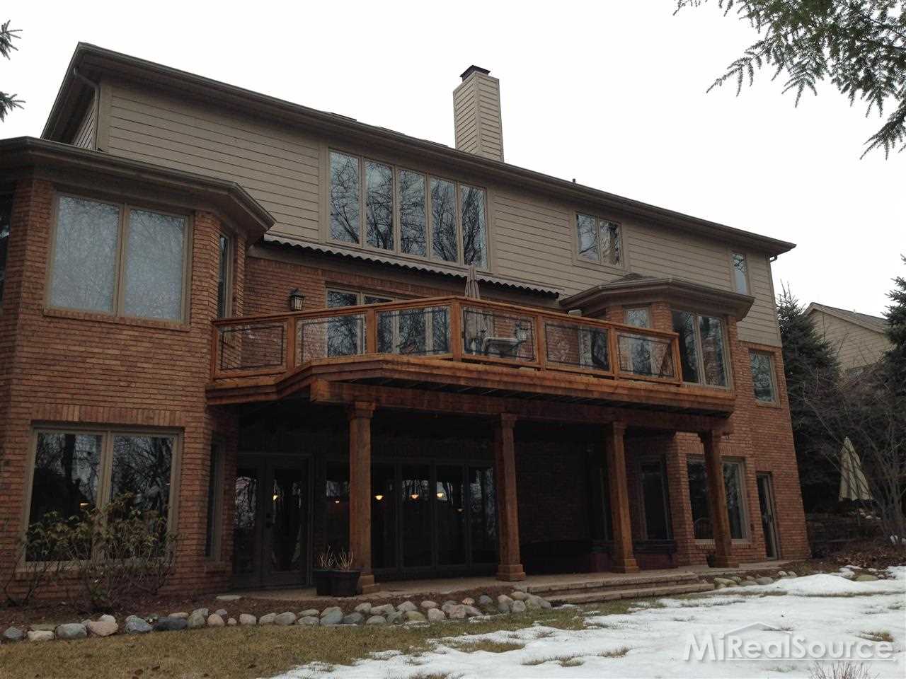 1739 Spring Creek Drive Rochester, MI 48306 - Photo 57 of 61 31233395-56.JPG