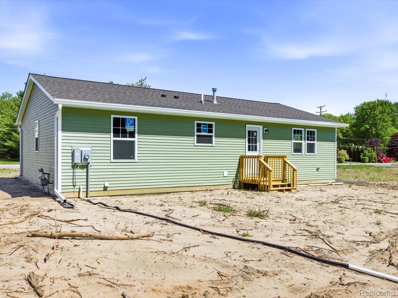 2941 Beach Road Port Huron, MI 48060 - Photo 28 of 30 26-2941 Beach Rd (26).jpg