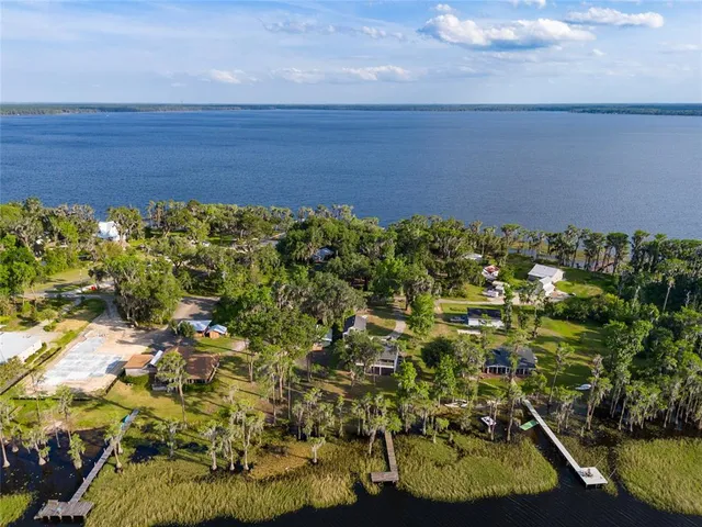 $1,060,000 | 2499 Southeast 30 Street, Melrose, FL 32666