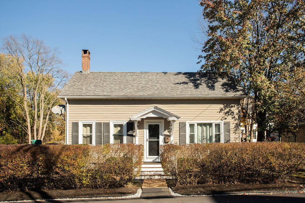 16 Colcord Street South Berwick, ME 03908 - Photo 2 of 30 16 Colcord Street