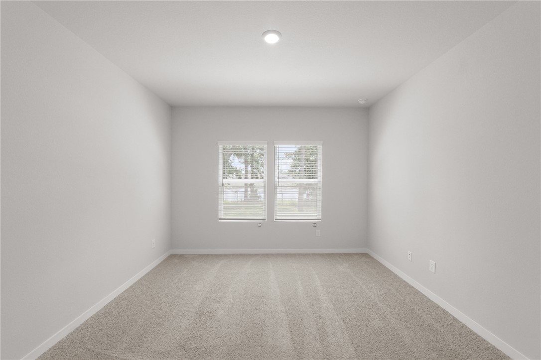 4414 Albritton Avenue Bryan, TX 77801 - Photo 21 of 30 an empty room with a window