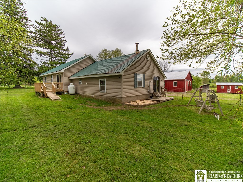 873 Wellman Road Busti, NY 14710 - Photo 3 of 47