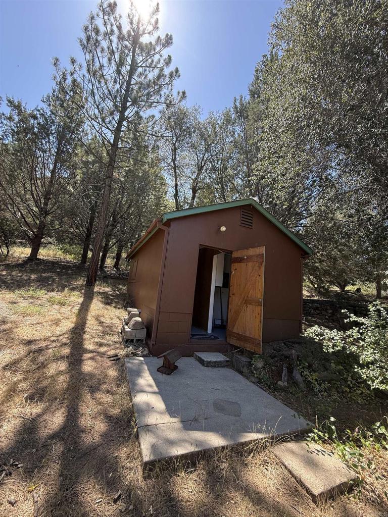 9150- Pine Creek Road, Unit 37 Pine Valley, CA 91962 - Photo 24 of 47 Sleeper Cabin
