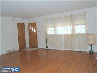 506 8 Street Riverside, NJ 08075 - Photo 2 of 6