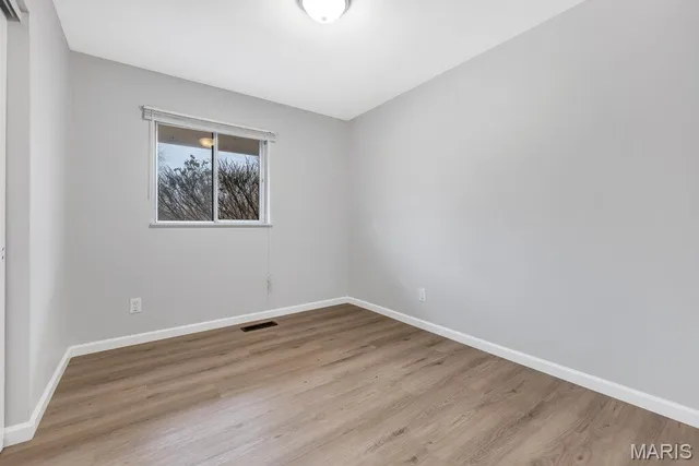 $259,900 | 404 Spring Meadows Drive, Ballwin, MO 63011