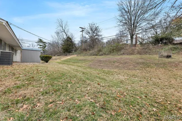 $259,900 | 404 Spring Meadows Drive, Ballwin, MO 63011