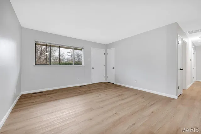 $259,900 | 404 Spring Meadows Drive, Ballwin, MO 63011