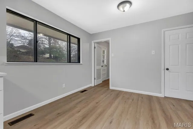 $259,900 | 404 Spring Meadows Drive, Ballwin, MO 63011