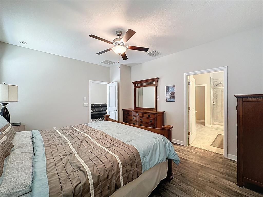 9633 Ivory Drive Ruskin, FL 33573 - Photo 19 of 45