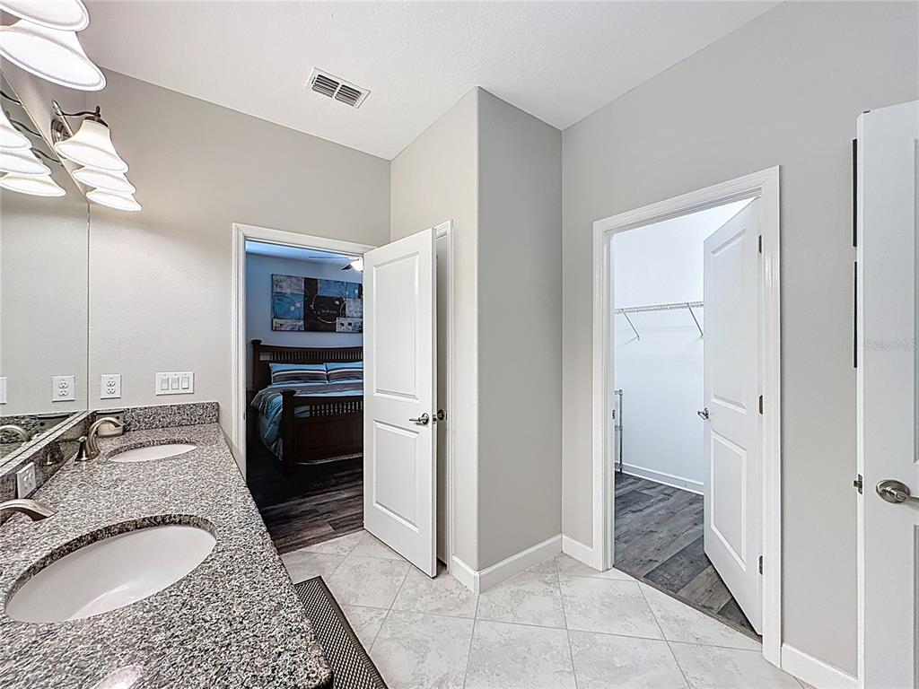 9633 Ivory Drive Ruskin, FL 33573 - Photo 27 of 45