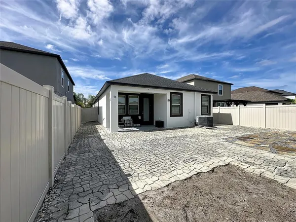 $329,900 | 9633 Ivory Drive, Ruskin, FL 33573