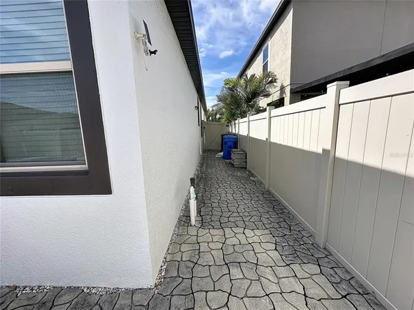 $329,900 | 9633 Ivory Drive, Ruskin, FL 33573