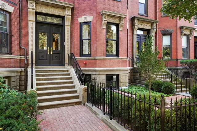 $9,450,000 | 352 Marlborough Street, Boston, MA 02115