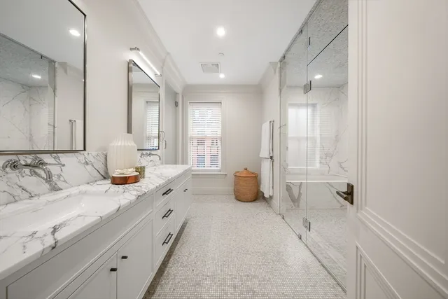 $9,450,000 | 352 Marlborough Street, Boston, MA 02115