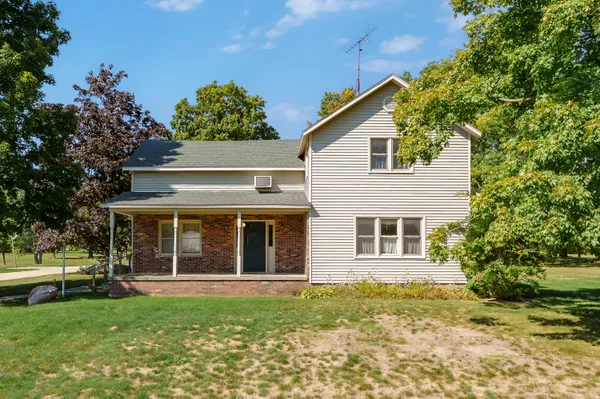 $400,000 | 508 North Van Buren Street, Bloomingdale, MI 49026