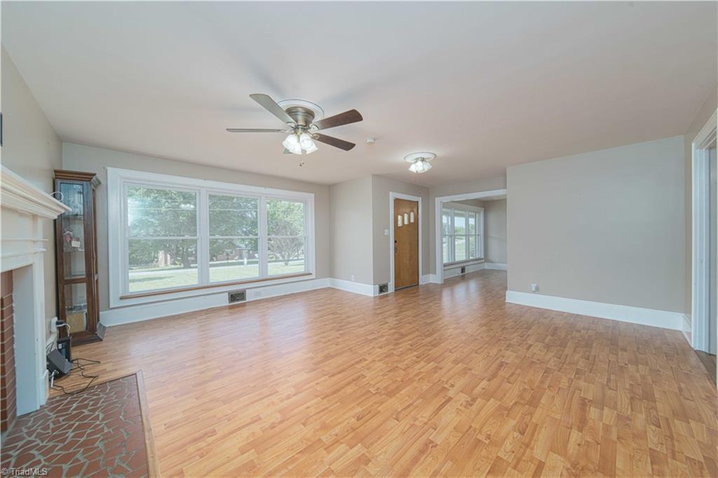5800 Bethel Road Jonesville, NC 28642 - Photo 15 of 36